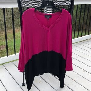 Karen Kane 3/4 sleeve color block tunic